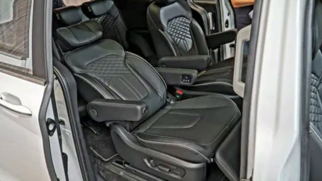 NEW HYUNDAI CUSTIN | Pesaing Innova Zenix tapi Semewa Alphard !!! смотреть онлайн