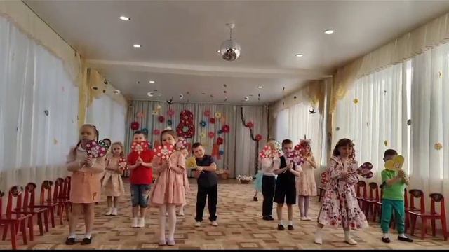 праздник 8 Марта ДОУ 244 смотреть онлайн