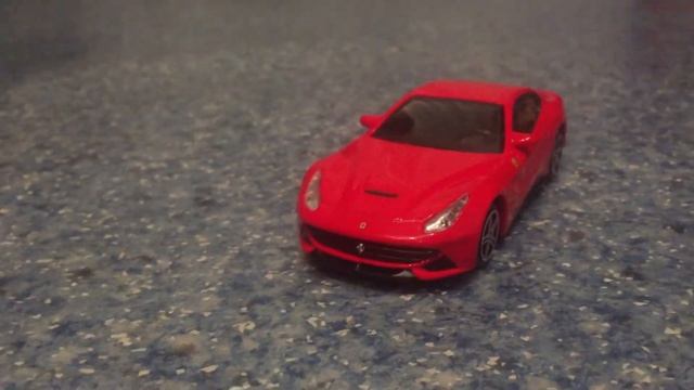 Обзор на Ferrari F12 Berlinetta burago 1/43 смотреть онлайн