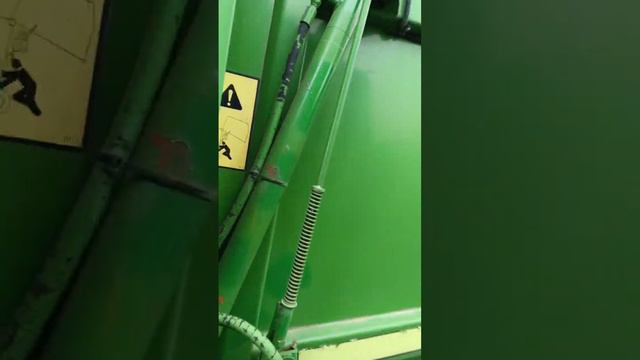 Пресс подборщик Джон Дир JOHN DEERE 550 экспресс-обзор от Виталия Белоглазова смотреть онлайн