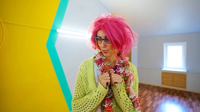 БОГАТЫЙ геймер vs БЕДНЫЙ геймер БОТАН смотреть онлайн