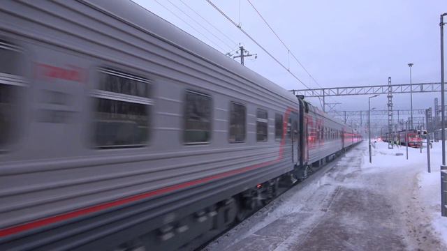 Электровоз ЭП2К-226 с поездом № 163 Санкт-Петербург – Москва смотреть онлайн