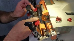 работа на станках для изготовления ключей