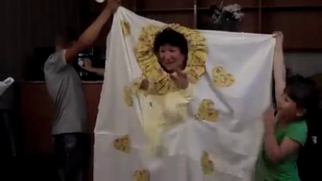 Юбилей свекрови смотреть онлайн