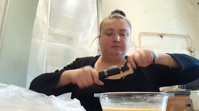 Мукбанг?? Гороховый суп с капчёностями сало зелёный лучёк?