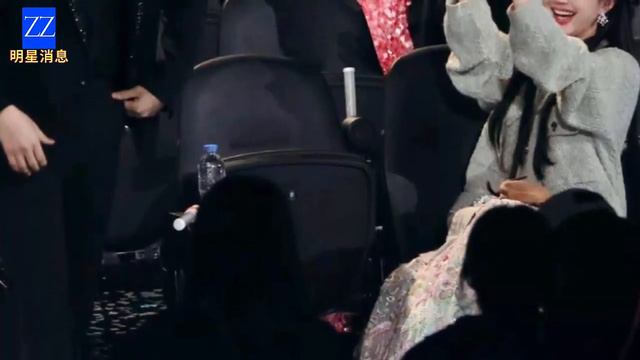 Leo Wu Charmed By Zhao Lusi's Skillful Hip-Shaking Dance Moves.
