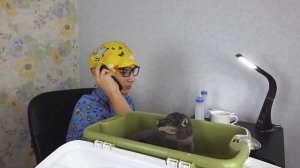 Испытали самый страшный и болючий укол в больнице - Дети играют в доктора - Серия 2