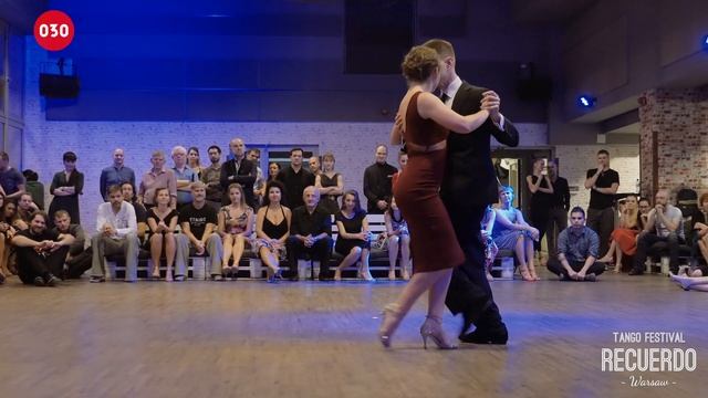 Beata Maia Gellert and Lukasz Wisniewski – La bruja смотреть онлайн