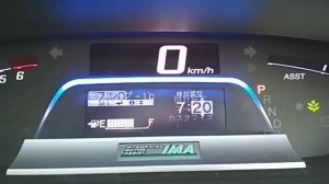 Как поменять время ⌚ на бортовом компьютере HONDA FREED HYBRID JUST SELECTION 2015