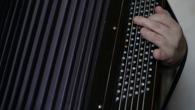 «День победы» Разбор песен на баяне ноты и аккорды. смотреть онлайн