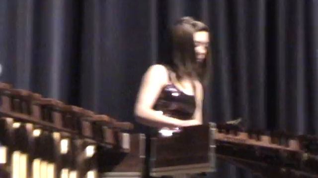 Mallet Maidens performes at the 2009 Prism concert. смотреть онлайн