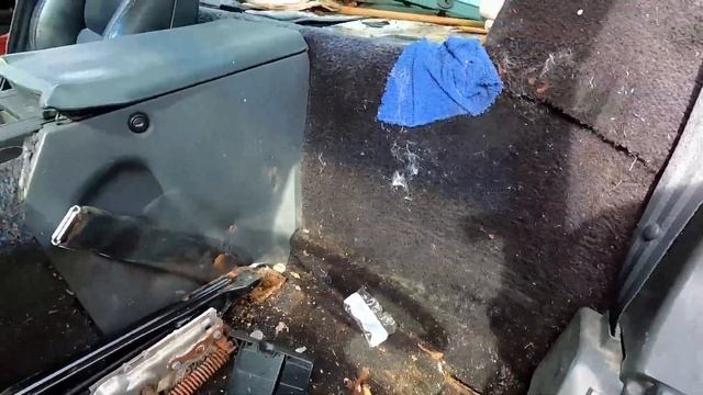 HOW TO EASILY REPLACE YOUR 1984-1992 CHEVY C4 CORVETTE SEATS YOURSELF #diy #c4corvette #howto смотреть онлайн