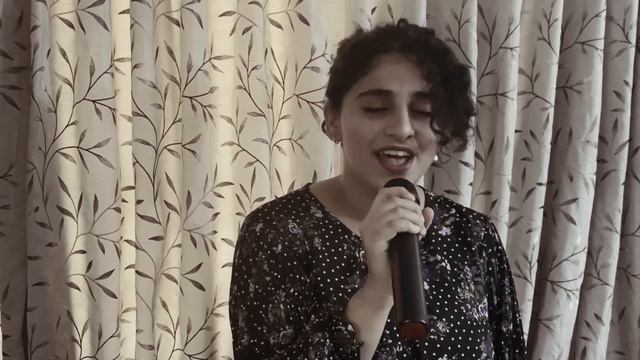 Russian Roulette (cover) | Anvita Kashyap смотреть онлайн