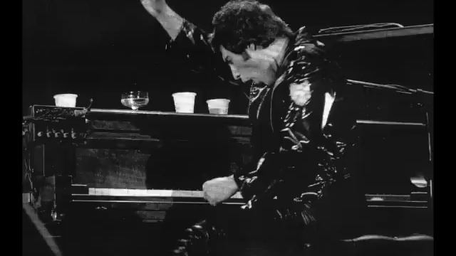 Queen - Don't Stop Me Now (Vocals edit, NO guitars) смотреть онлайн