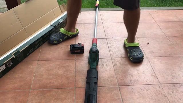 Aku teleskopické nůžky na živý plot LIDL PARKSIDE PTHSA 20-Li B3 - Zvládne to i žena? Unboxing, tes смотреть онлайн