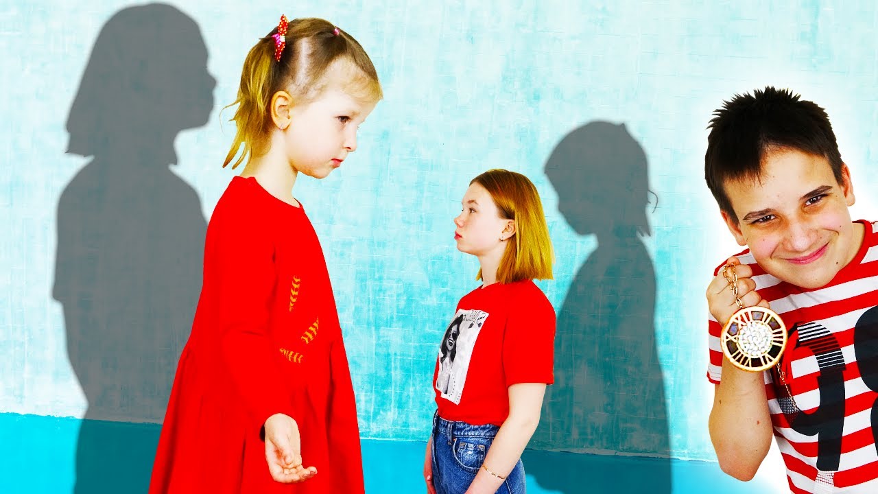 Соня хочет быть маленькой, Саша не хочет быть малышом. смотреть онлайн