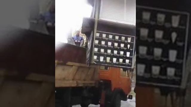 Видео БлиNКом  Демонтаж первой будки