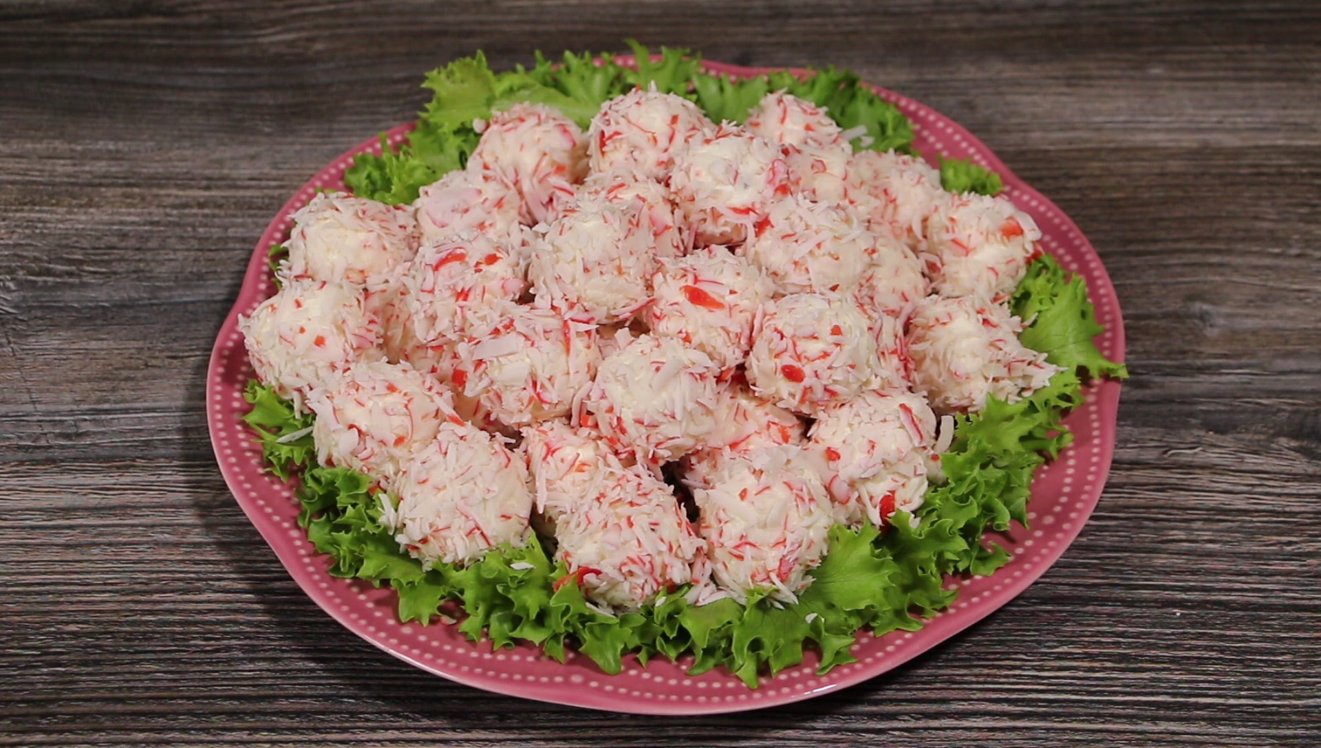 Коралловые рифы, ключ к сердцам ваших близких. Простые крабовые палочки, а разлетается только так.