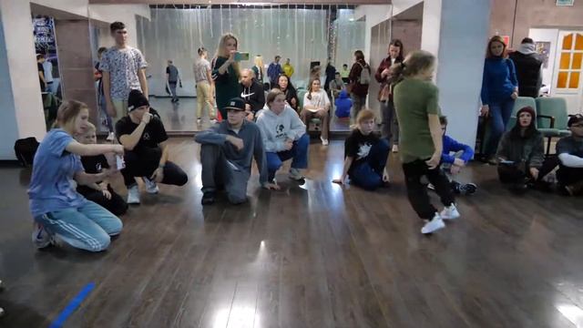 до 13 лет bgirl Sonic vs bboy SpaceDan - "ALL OPTION" break dance battle смотреть онлайн