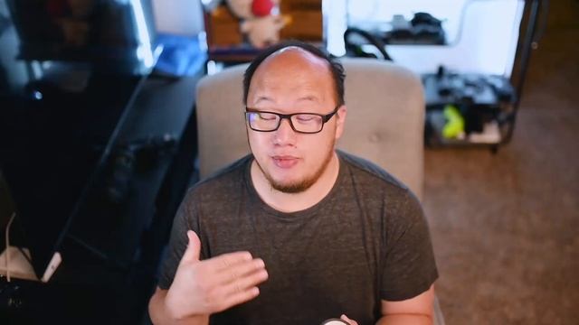 Nikon 18-200 VR - Find out if it's still worth the investment! смотреть онлайн