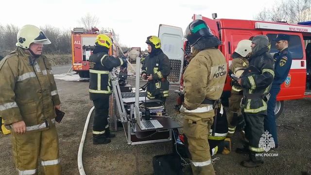 ДЗЕРЖИНСК | ПОЖАР В ПРОМЗОНЕ | ГОРИТ СКЛАД C ХИМИКАТАМИ смотреть онлайн