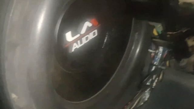 tes kehoregan subwoofer LM 12 DD dimobil truck canter & instalasi audio power 4 channel & monoblock смотреть онлайн