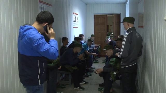Началась отправка ульяновских призывников в армию смотреть онлайн
