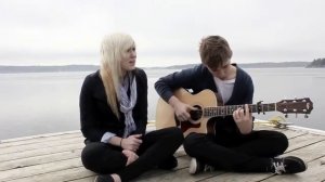 девчонка очень красиво перепела Колдплей! 'Yellow'