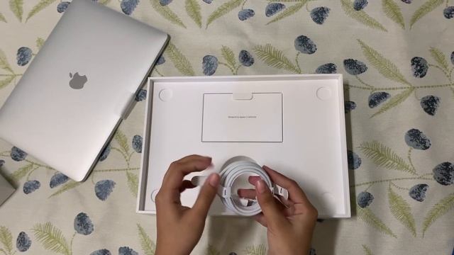 macbook air m1 unboxing (silver) смотреть онлайн