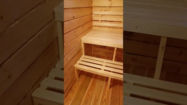 Видео-обзор бани из бруса с двумя отделениями "Дары осени" размером 2,3х3,7 м. смотреть онлайн