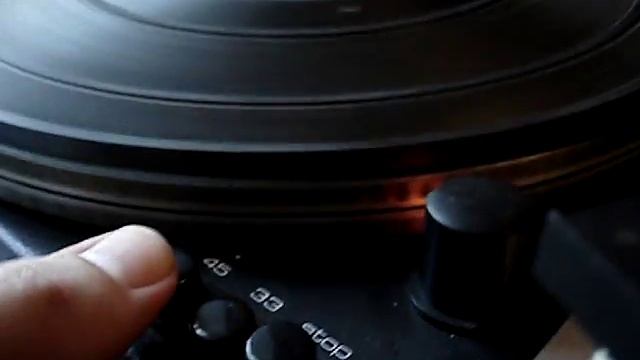 Рабочий проигрыватель пластинок Вега-106 стерео (Unitra Fonica G-600C1 HiFi)