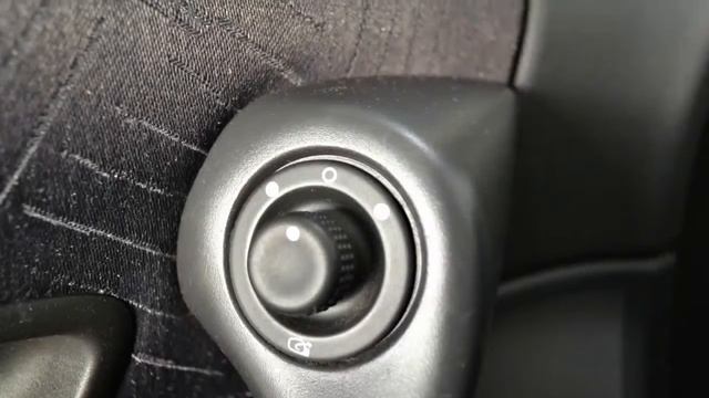 Renault Laguna Grand Tour 1 9 Dci 120pk 6 Bak Dynamique CLIMA + CRUISE + LEER + LMV смотреть онлайн