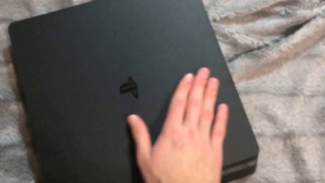 Распаковка PS4 SLIM И ЕЕ СРАВНЕНИЕ С PS4 FAT СРАВНЕНИЕ ГЕЙМПАДОВ