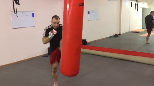 Тренировка на выносливость на мешке. смотреть онлайн