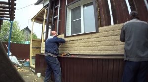 ПЕРВЫЙ ДОМ В ЭТОМ ГОДУ ПО ОБШИВКЕ САЙДИНГОМ ЗАВЕРШЕН