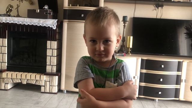 Пойдём в магазин покупать маму?! Обычно дети просят братика или сестрёнку ? смотреть онлайн