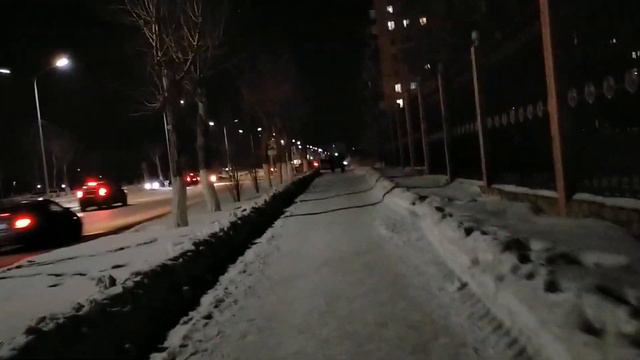 город Рудный вечером: смотреть онлайн