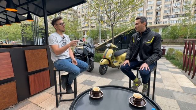 2023 Vespa 300 GTS vs Yamaha X-Max 300 | Ce scuter sa-mi iau? смотреть онлайн