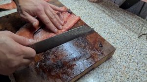 Разделка и засолка форели ,сухим способом.