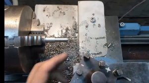 Копия видео "Болты своими руками на токарном станке ТВ 4 0377 — копия"