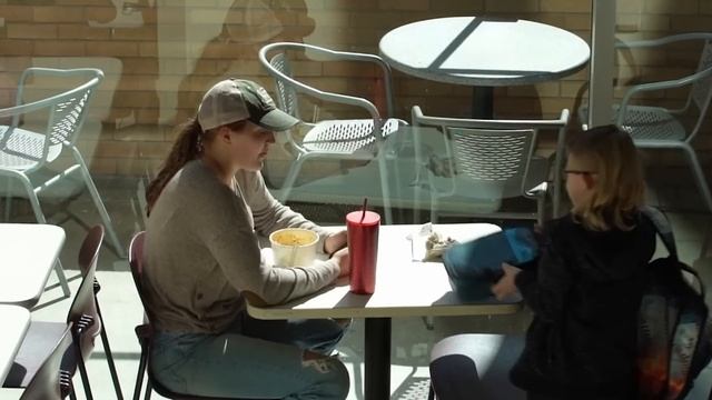 7 Year Old Hitting On Older Girls смотреть онлайн