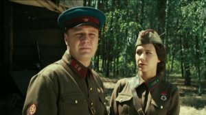 Герои фильма "По законам военного времени" продолжают свое опасное расследование