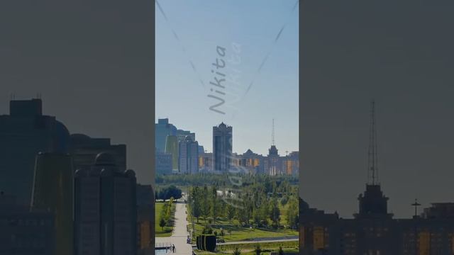 Vertical video. Panorama of Astana. Presidential Park and Palace Akorda President, Nur-Sultan смотреть онлайн