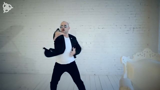 Салон мужской одежды "Roy Robson" feat. Дима Купаев смотреть онлайн