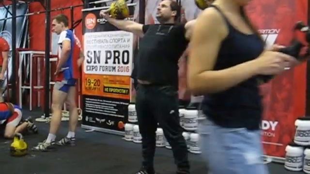 Крест с гирями по 16кг. Iron cross - 16kg kettlebells смотреть онлайн