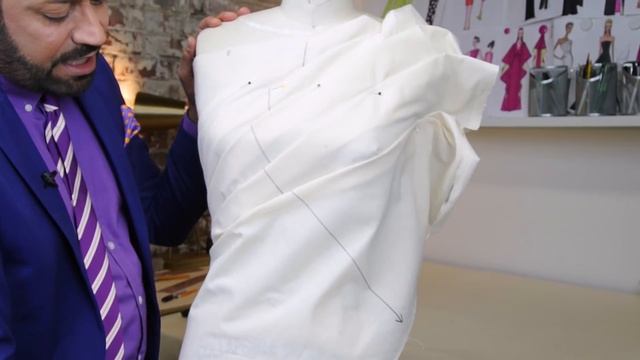 Draping a Radiating Pleated Bustier смотреть онлайн