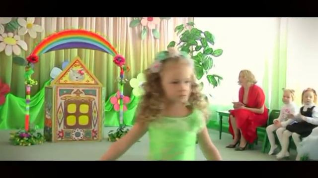 Мамин праздник смотреть онлайн