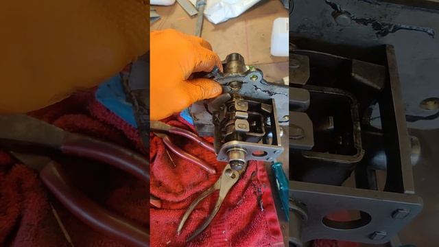 2012 Ford Focus SE, Gear shift tower housing replacements. LOST 1,3,5 GEARS смотреть онлайн