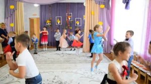 Танец "Есть друзья"