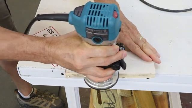 DIY SPRAY GUN HOLDER STAND Homemade DIY Spray Paint Gun Holder Stand смотреть онлайн